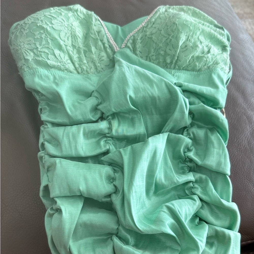 Elegant Mint Green Ruched top